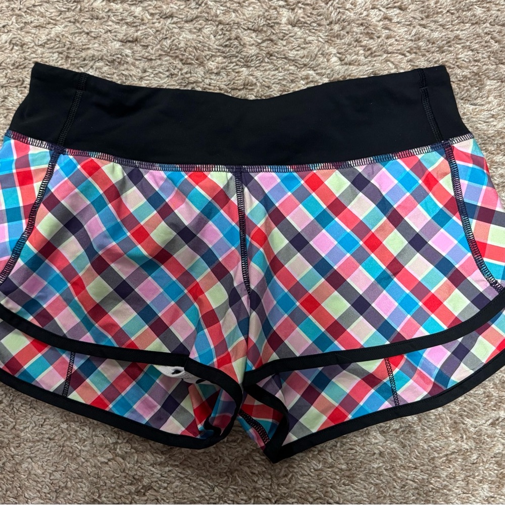 Lululemon RARE SeaWheeze limited edition speed shorts size 4 EUC